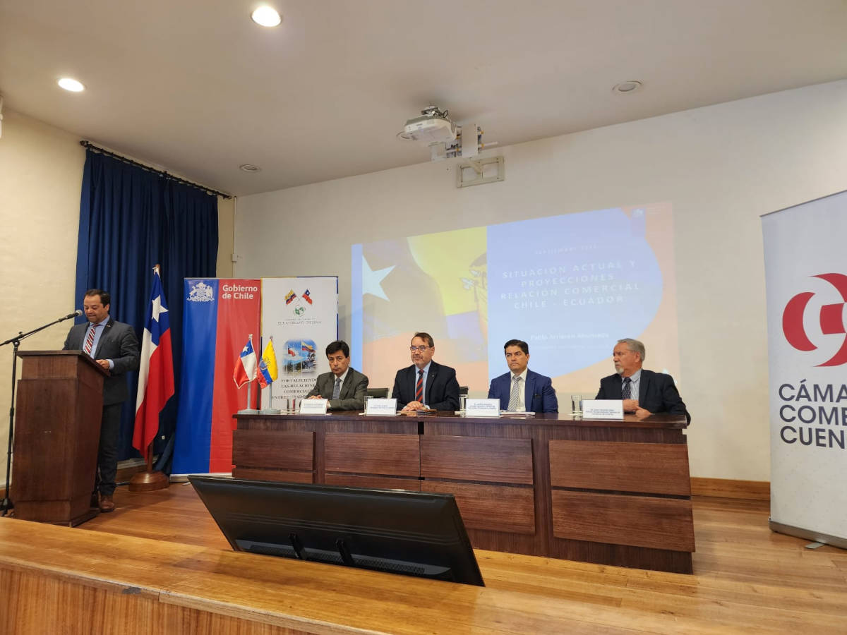 Convenio de Colaboración entre la CIPEM y la CCECH