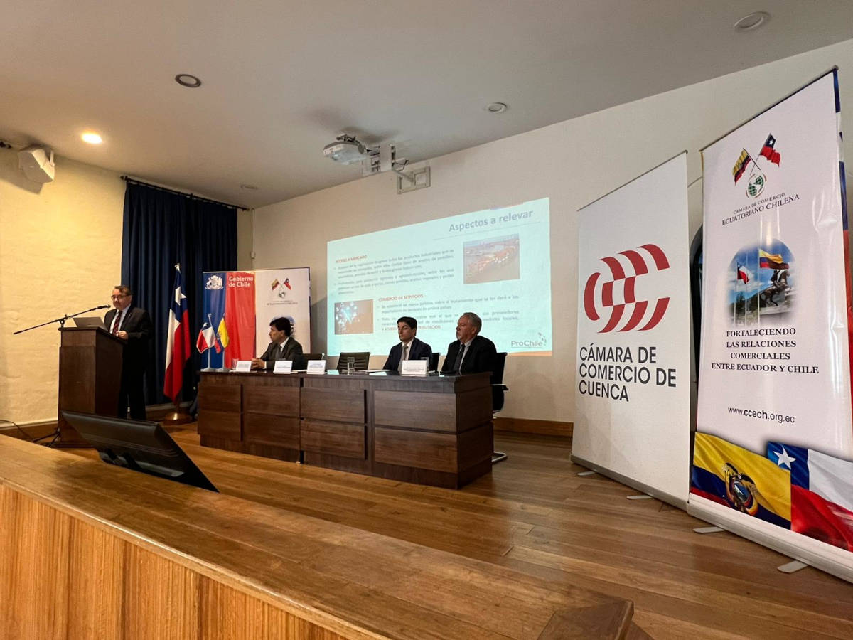 Convenio de Colaboración entre la CIPEM y la CCECH