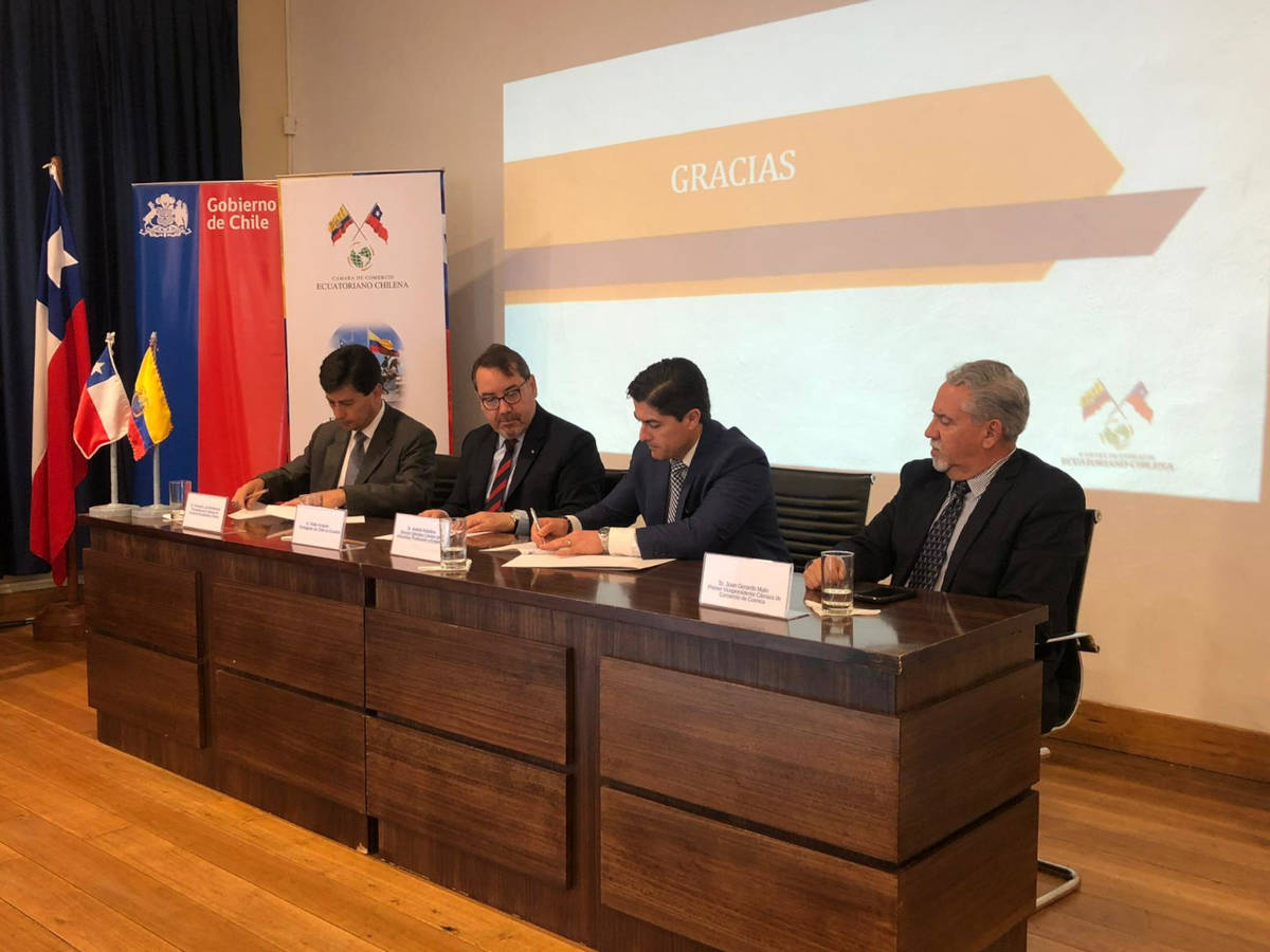 Convenio de Colaboración entre la CIPEM y la CCECH
