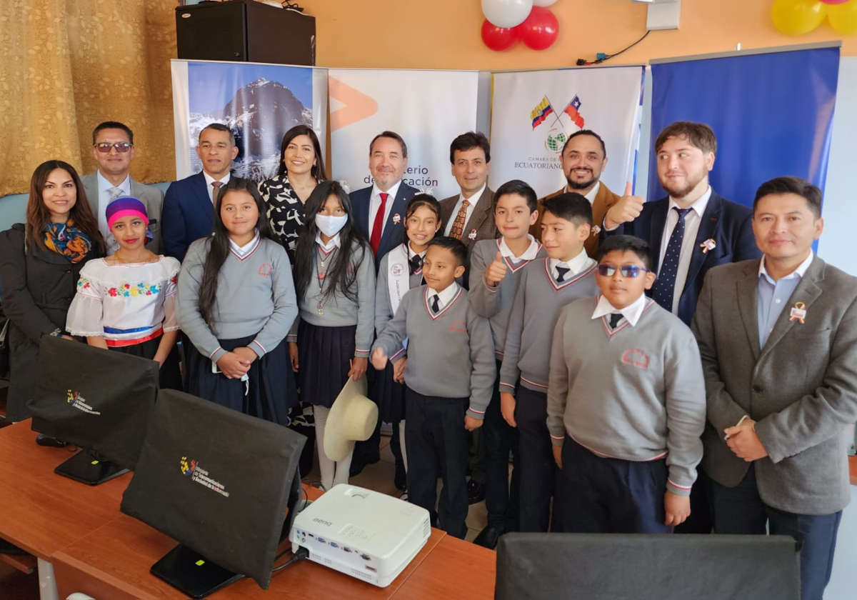 Tecnología para la educación de nuestros niños en Ecuador