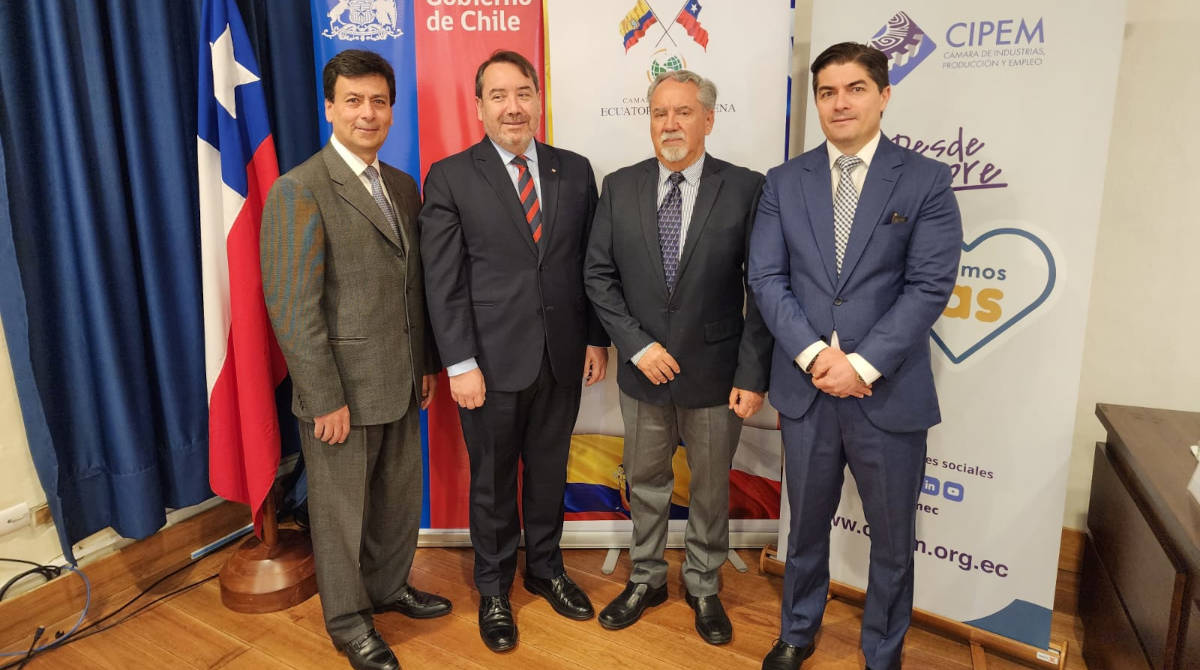 Firma del Convenio de Colaboración entre la CIPEM y la CCECH