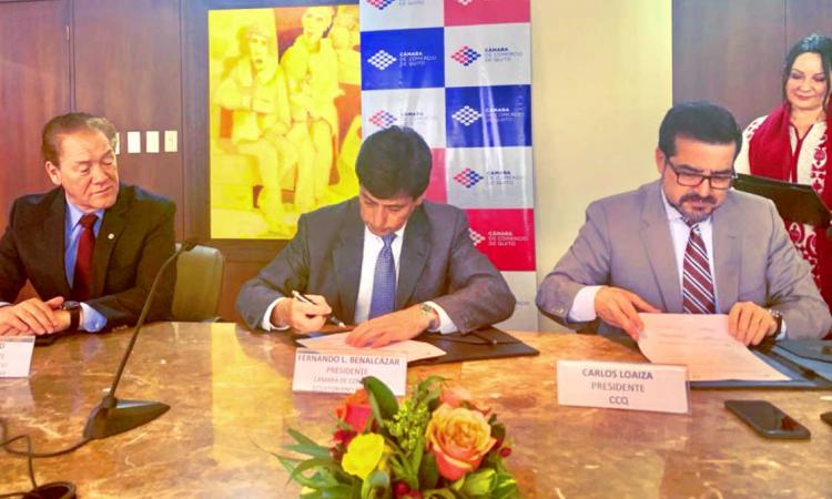 Firma del Convenio de Colaboración entre la CCQ y la CCECH